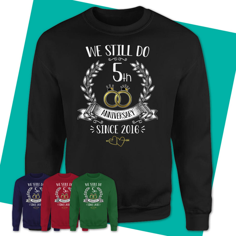 Unisex-Sweatshirt-5th-Anniversary-Shirts-Husband-And-Wife-5-years-Anniversary-Shirts-5-years-Anniversary-Gifts-For-Couples-5th-Anniversary-Gift-11.jpg
